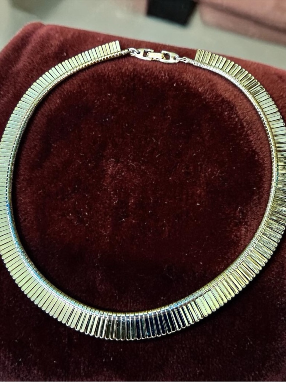 Napier Gold Omega Cleopatra Choker Necklace - Picture 1 of 6